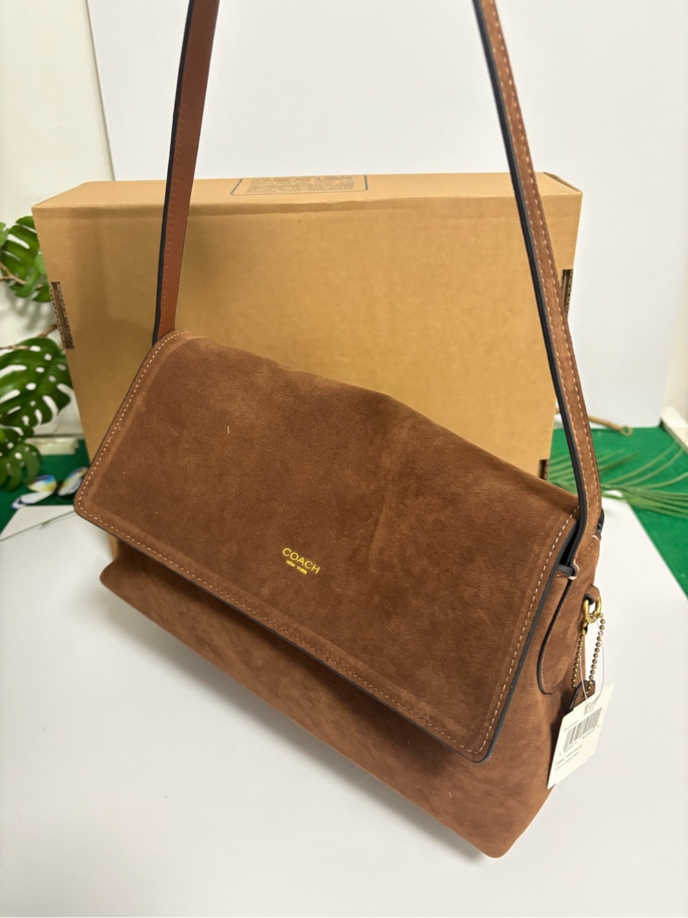 Coach Brown Suede Shoulder Bag with Gold Logo - Picture 5 of 7